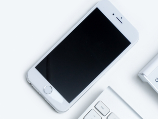 传统塑料薄膜被iPhone13弃用，消费类电子包材更新迭代