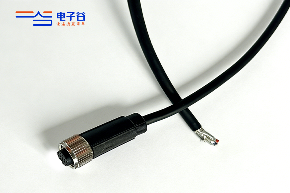 从根源避错：M12注塑成型连接器的即插即用优势